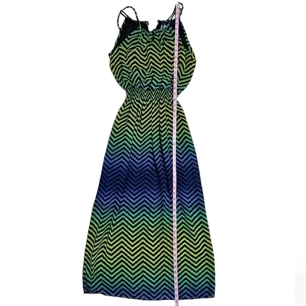 Sweet Storm Women Medium Halter Maxi Dress Ombre Chevron Print Beach Statement - Picture 7 of 7